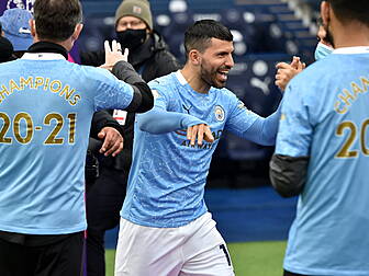 WATCH: Departing players get e...